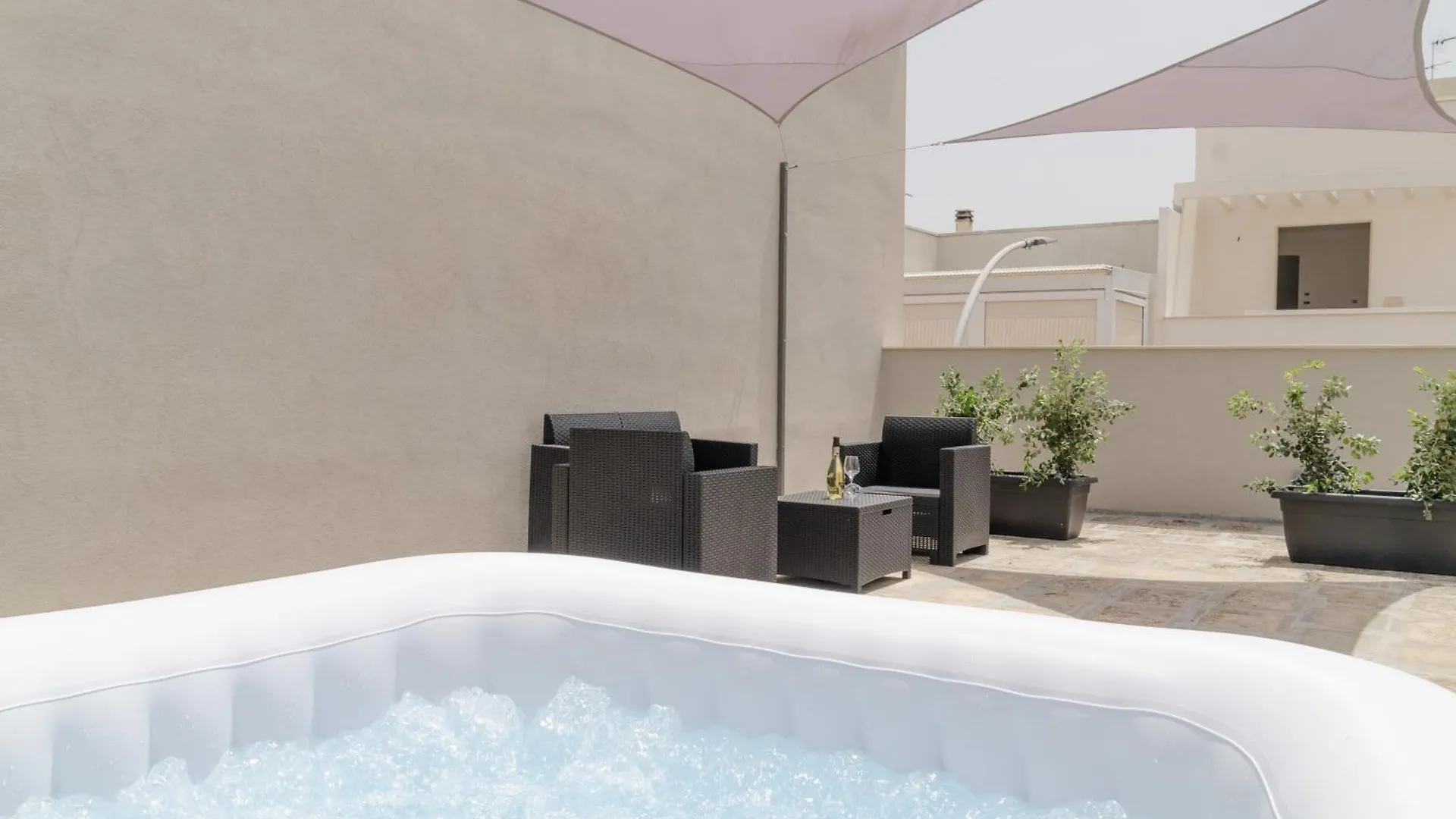 Apulialux - Brindisi Relax Apartments 0*,